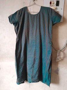 Green Embellished Kurti Set