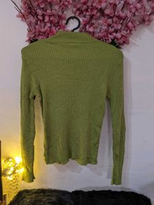 Green Woolen Top To.Wear Under Jackets