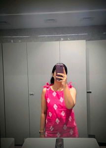 Pink Embroidered Kurta tussle sleeveless