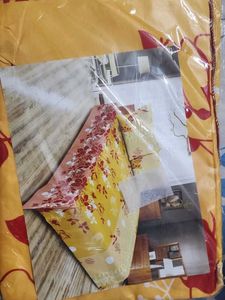 Bedsheet With Pillow Covers