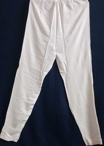 White Kurta Set With Badhani Dupatta