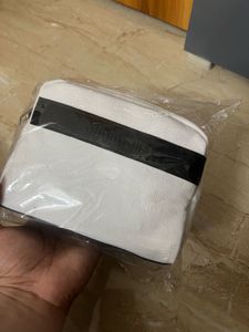 Minimalist FaceWash And Sunscreen With Pouch Combo