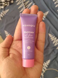 Aqualogica Illuminate Moisturizer Cream