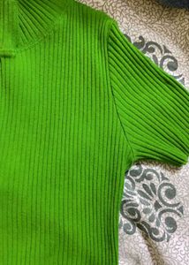 GAP Green Ribbed Mock Neck Top