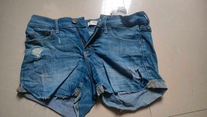 Scratch Denim Shorts