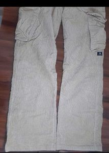 Cargo Chic: Stylish Beige Pants