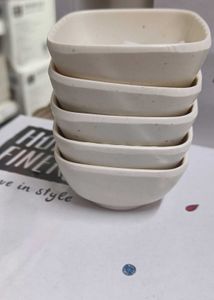 Set of Small Ceramic Bowls 6