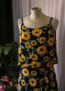 H&amp;M Sunflower Print Skirt And Top