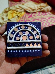 Small Size Rectangular Shaped Lipan Art