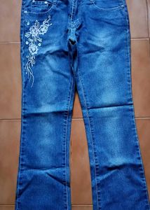Floral Embroidered Jeans