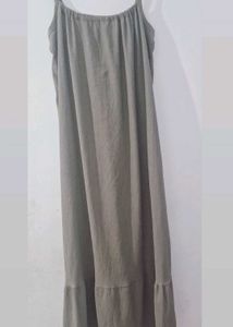 Backless dress