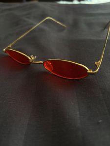 Red Retro Sunglass