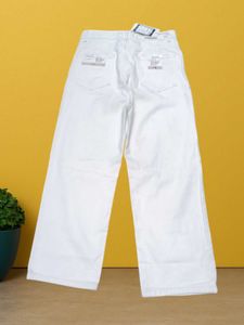 E@21 Size-30 Straight Jeans