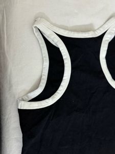 H&amp;M White Detail Top