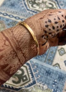 Elegant Gold-Plated Bracelet