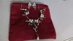 Pearl Necklace Set