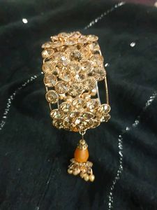 Elegant Bangle Bracelet