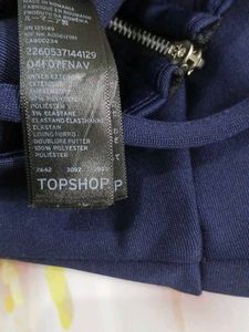 (1100)Navy Blue Cropped Tank Top