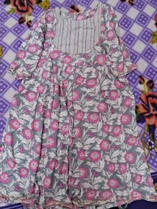 Floral Print nayra cut kurti