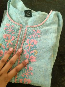 It&#39;s a Handworked Kurti.Bottle Green Colour.