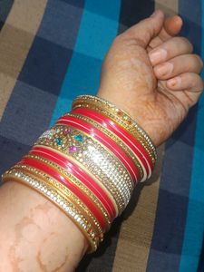 Red &amp; Gold Bangle Set
