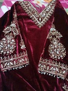 Elegant Maroon Velvet Salwar Kameez