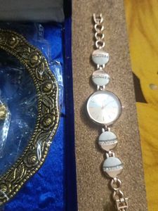 Combo Of Turtle In Glass Crochet Ring N Watch