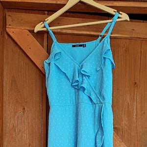 💙Beautiful blue Flowy Dress💙