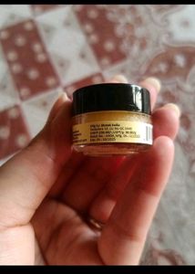 Anour Lemon Crush Lip Scrub With A Face Razor