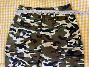 Camo Print Joggers Waist 28
