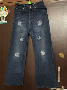 Distressed Wide Leg Jeans