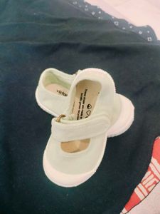 Cute Green Velcro Shoes Never Used