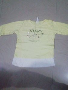 Girls Top Like New In 99rs Sell