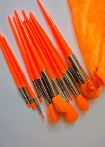 Makeup Brushes With Pouch