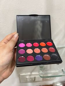 Lip Shade Palette