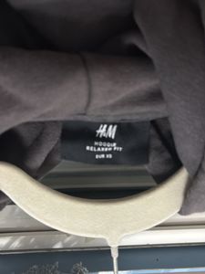 H&amp;M Gray Hoodie (Relaxed Fit - XS)