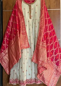 Elegant Embroidered Anarkali Kurta