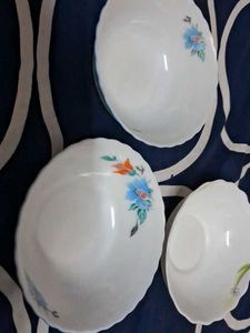 Three Ceramic Laopala Brand Bowl And 4 Spoon