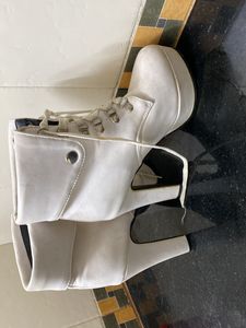 Imported Heeled Lace-up Boots