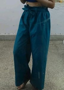 Korean pants - new