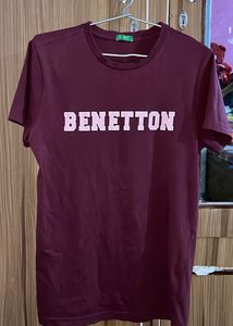 Rarely Used Unisex T-shirt (LIKE NEW)