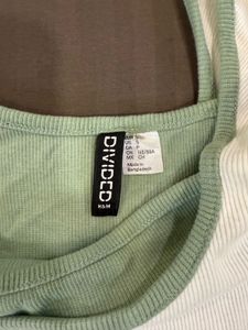 Trendy Two-Tone Crop Top