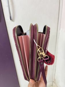 Mobile sling bag