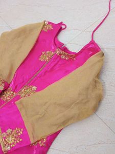 Elegant Pink Embroidered Kurta Set