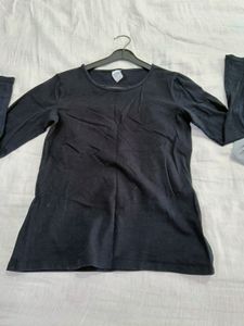 BLACK T SHIRT