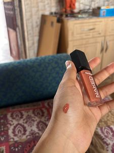 Kiss Beauty Lipstick