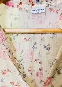 Flower Print Beautiful Top🌸