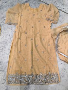 Party Wear Suit With Heavy Dupatta..