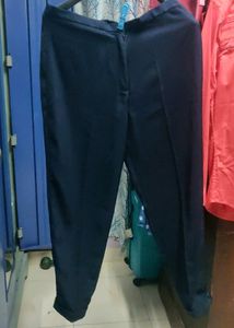 Henny Women&#39;s Formal Suit.