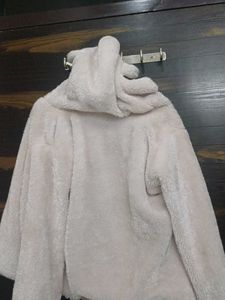 Bunny Hoodie – White Fur with Handy Po